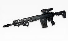 Laden Sie das Bild in den Galerie-Viewer, Battle Rifle Set!! Grand Power GP R308 14.5'' short-stroke piston Kal. .308 Win. mit Holosun ARO + HM3X Magnifier + Magpul AFG