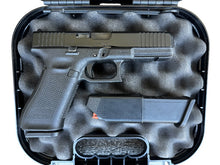 Laden Sie das Bild in den Galerie-Viewer, neuwertige Glock 17 Gen 5 MOS FS Kal. 9x19mm