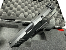 Laden Sie das Bild in den Galerie-Viewer, Neuwertige Walther PDP Compact 4&#39;&#39; Kal. 9mm Luger
